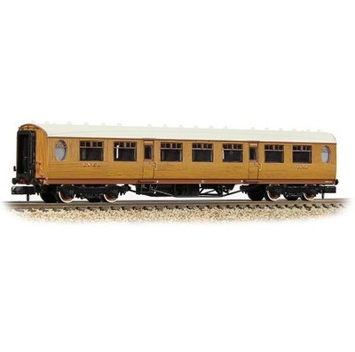 Graham Farish 376-250B LNER Thompson 3rd Corridor Coach LNER Teak Optik 1452 N