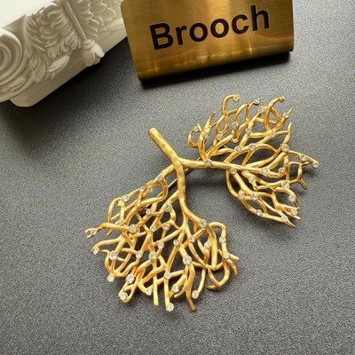 Schiaparelli Brooch With Box and Dust bag