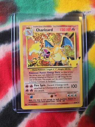 Pokémon TCG Charizard 4/102 Celebrations Classic Collection Holo Rare