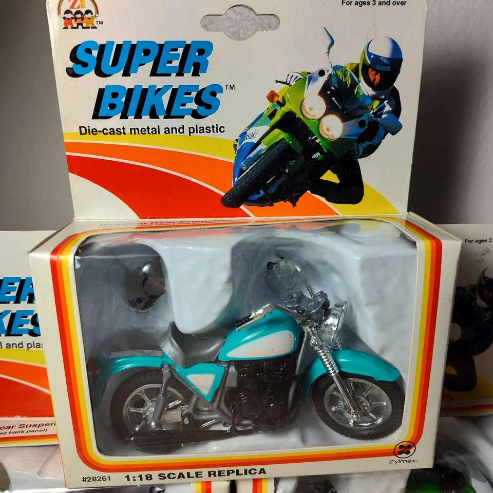 Lote de 3x Motocicletas Diecast Zee Toys 1:18 Años 90 con Caja Original Juguetes Foto 2 de 4