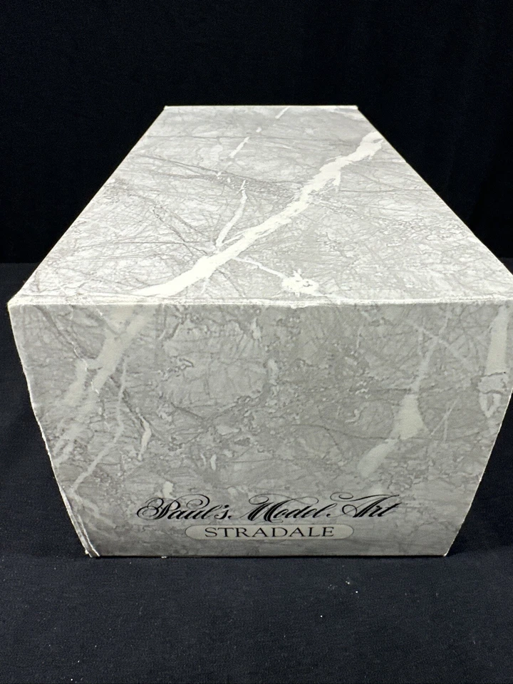 PAULS MODEL ART DIECAST 1:24 SCALE 1994 BMW SERIES 7 750IL SILVER - Image 3 of 4