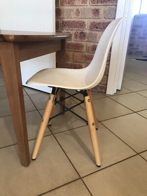kids table gumtree