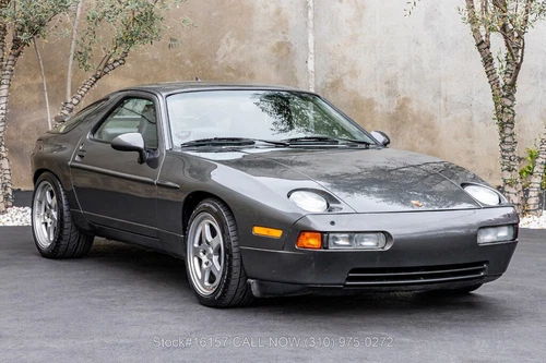 1993 Porsche 928 5-Speed Image 1 of 4