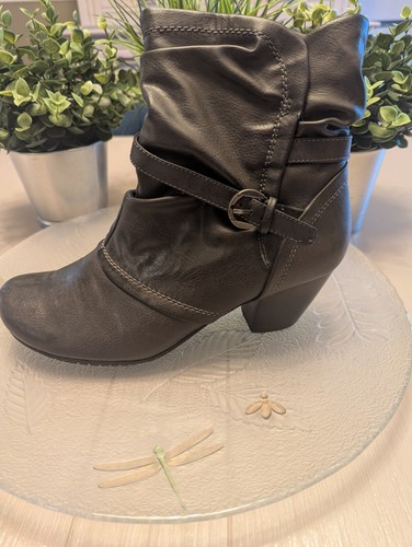 Baretraps Handwork Ankle Boots Women's Size 9.5 - Picture 3 of 4
