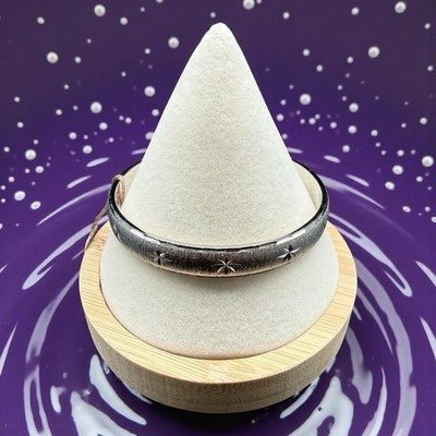 Vtg Monet Silver Tone Textured Etched Bangle Bracelet Atomic Starburst 7.75'' NEW
