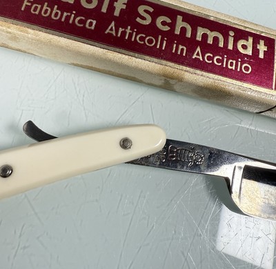 Rudolf Schmidt White 192 Bambola 5/8 Straight Razor Solingen