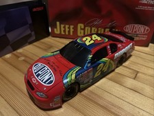 Action 24 Jeff Gordon DuPont Charlotte May 2000 Monte Carlo Bank 1/24 HOFer