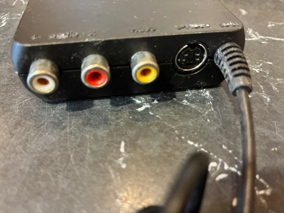 General Electric GE Video Converter RF Modulator with S-Video 33621 - Image 4 of 4