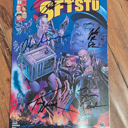 DC Stuart Fails to Save the Universe SFTSTU #1 Cast Signed SDCC Issue Comic