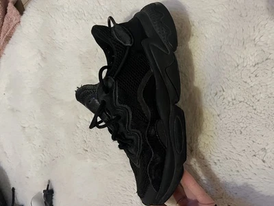 adidas ozweego - Photo 1/2