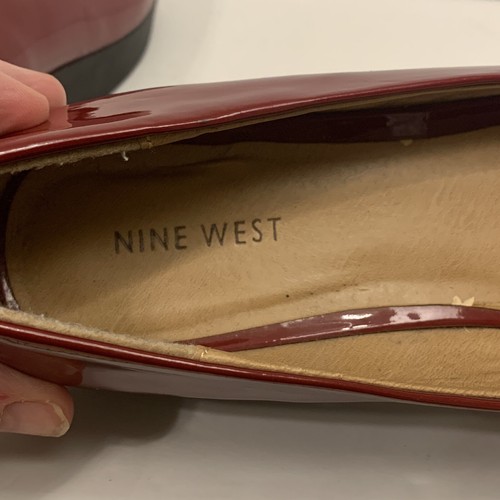 Zapatos planos Nine West gruesos rojos sin cordones 9,5 M vacaciones rojo rubí - Imagen 7 de 7