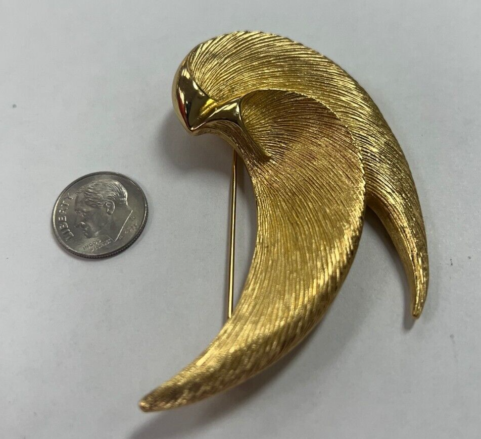 Vintage Christian Dior Gold Tone Angle Wings Pin/Brooch [063PIW