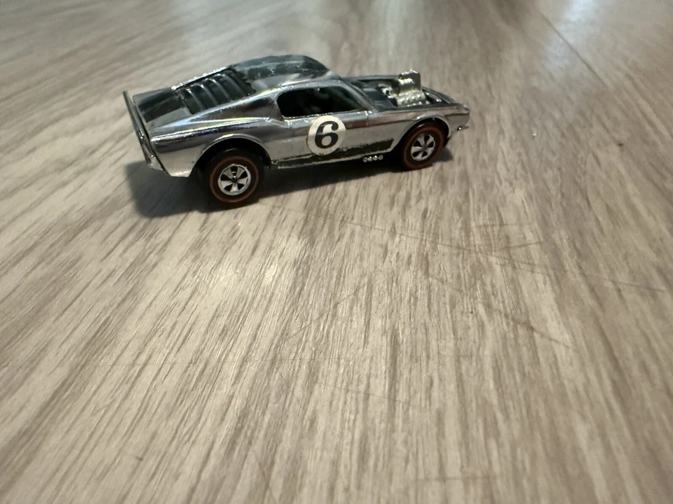 1969 Hot Wheels Redline Mustang Boss Hoss Silver number 6  - Image 2 of 4