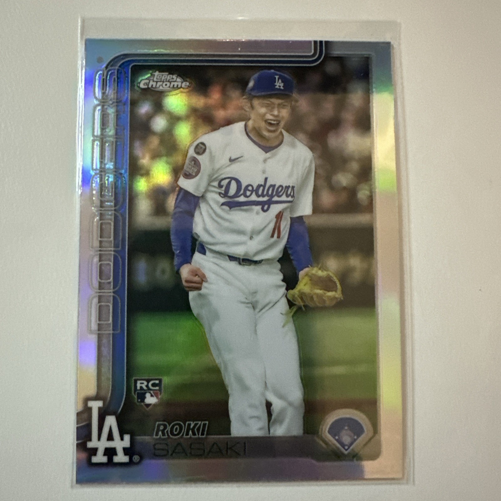 2025 Topps Chrome ROKI SASAKI Image Variation Rookie Refractor #217 - Dodgers RC