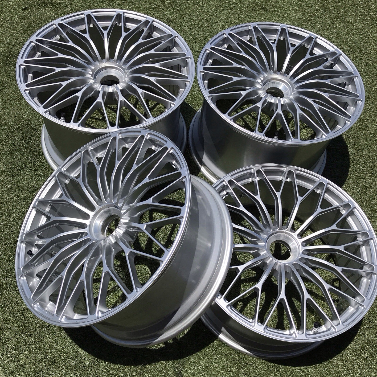 20 21 LAMBORGHINI SV S RIMS OEM GENUINE AVENTADOR 470601017 APPTECH FORGED