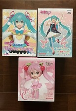 Hatsune Miku Winter image Spring Outfit Doll Crystal Figure 3 Items Set