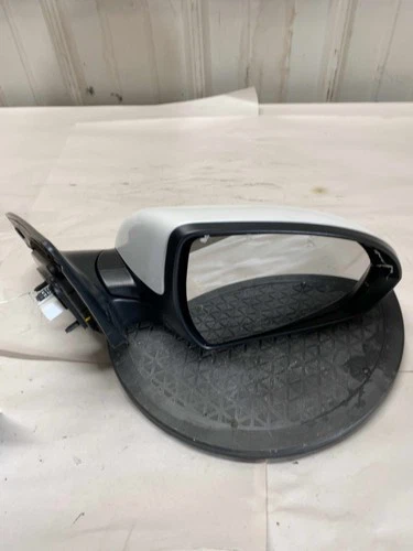 17-20 HYUNDAI ELANTRA Door Mirror Right WHITE W/O HEAT W/O BLIND SPOT W/O MEMORY