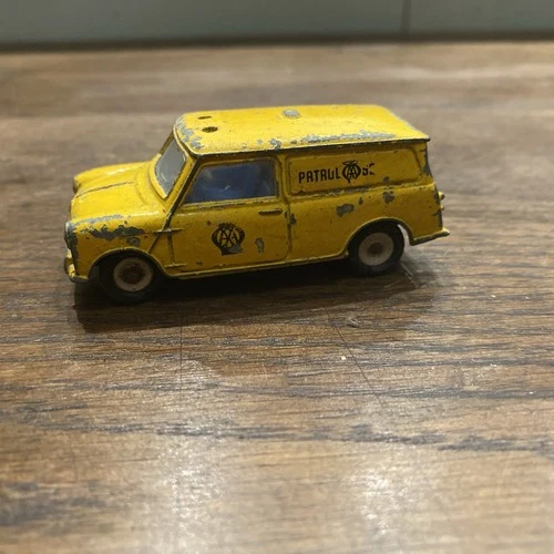 VINTAGE DINKY 274 'AA' PATROL SERVICE AUSTIN MINI VAN 1964-72. #757