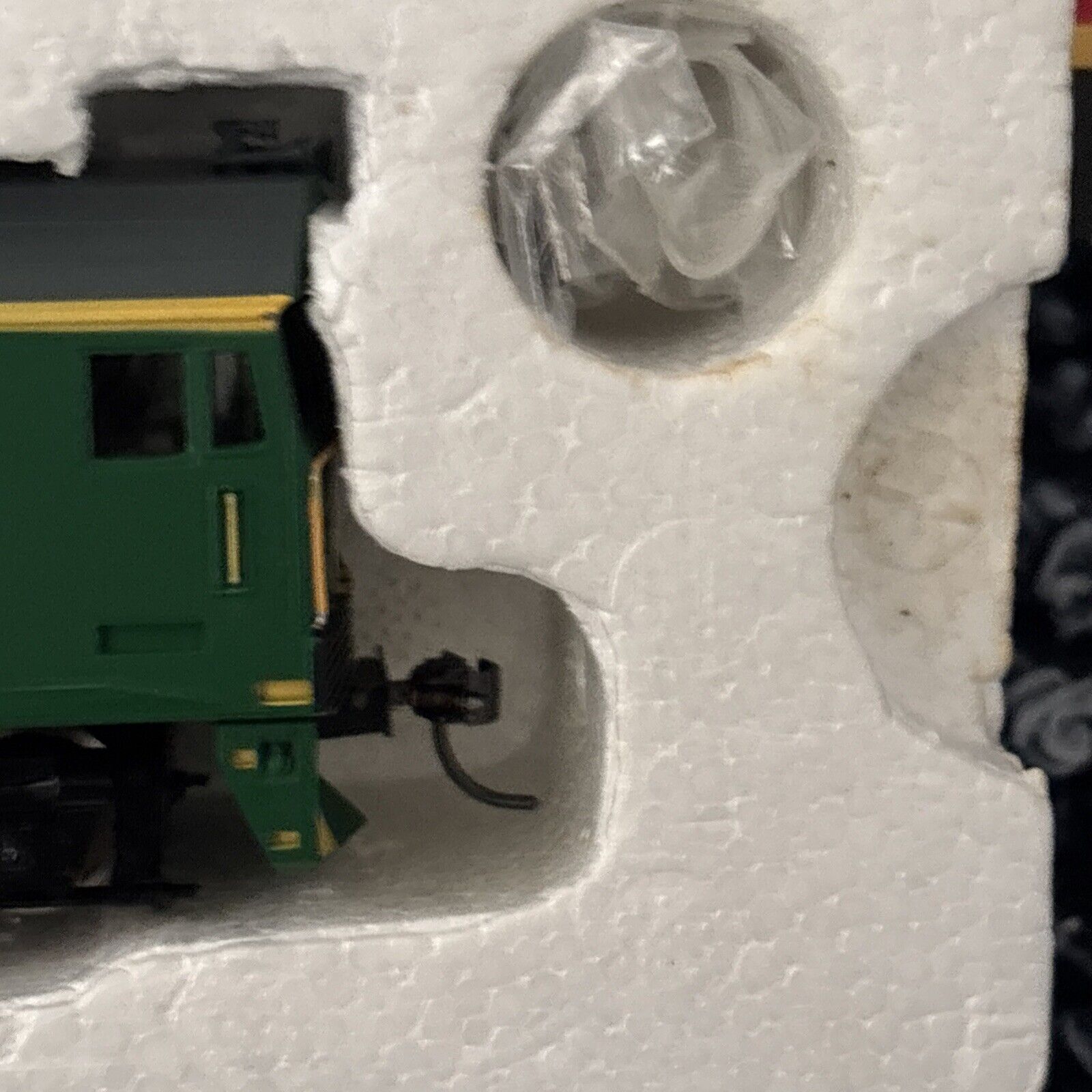 Picture 4 of 5