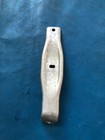 Radiator support bracket
