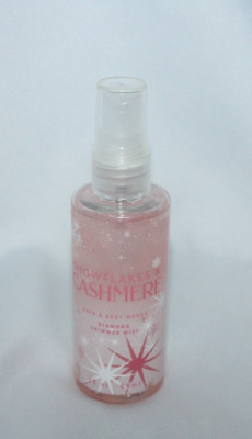 Bath & Body Works Snowflakes & Cashmere Diamond Shimmer Mist 3 fl oz, 88ml