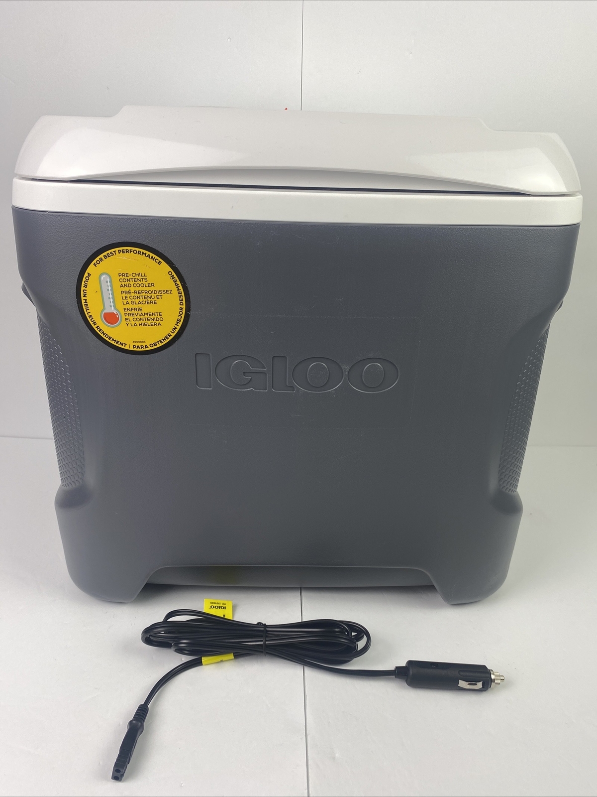 Igloo Iceless Thermoelectric Cooler Plastic Silver/White 28 Qt