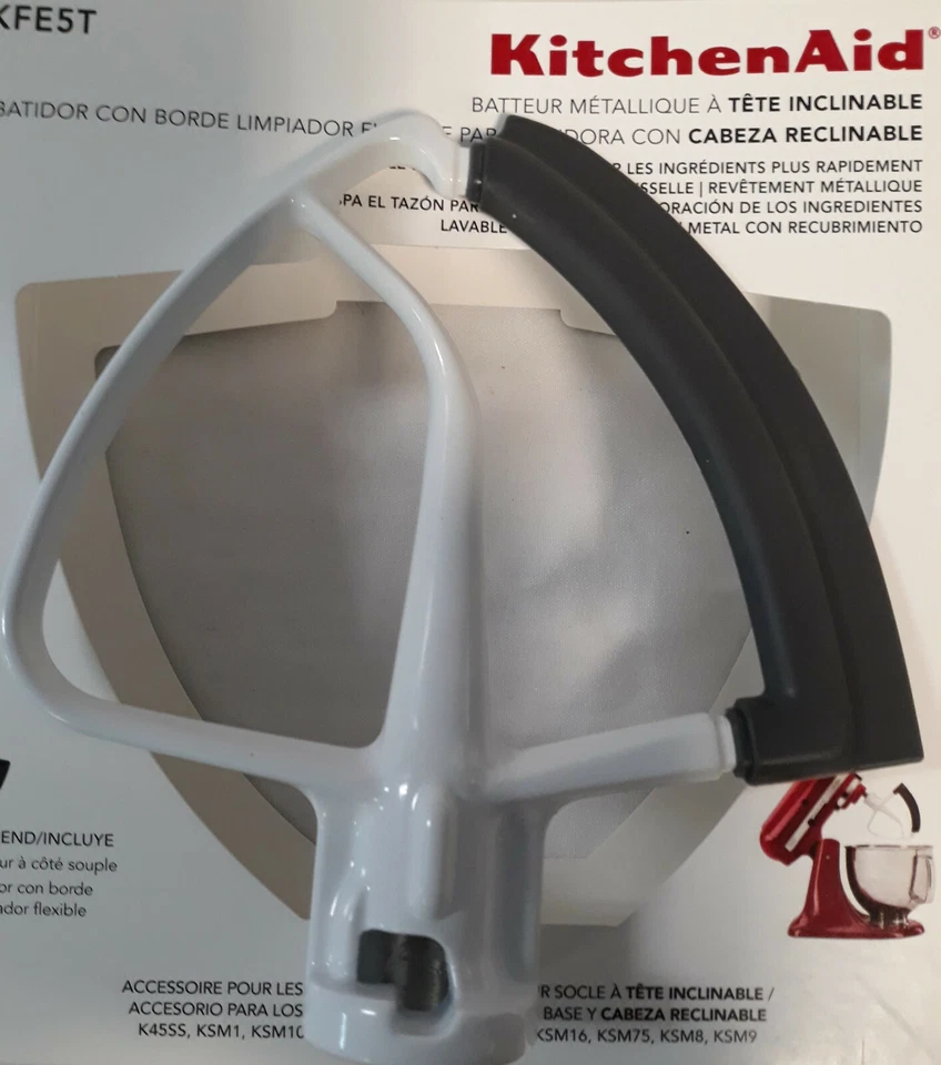 KitchenAid Cabezal Inclinable Flex Edge Batidor, 4.5/5 Cuartos de Cuarto, Blanco - Accesorio Original Foto 2 de 4