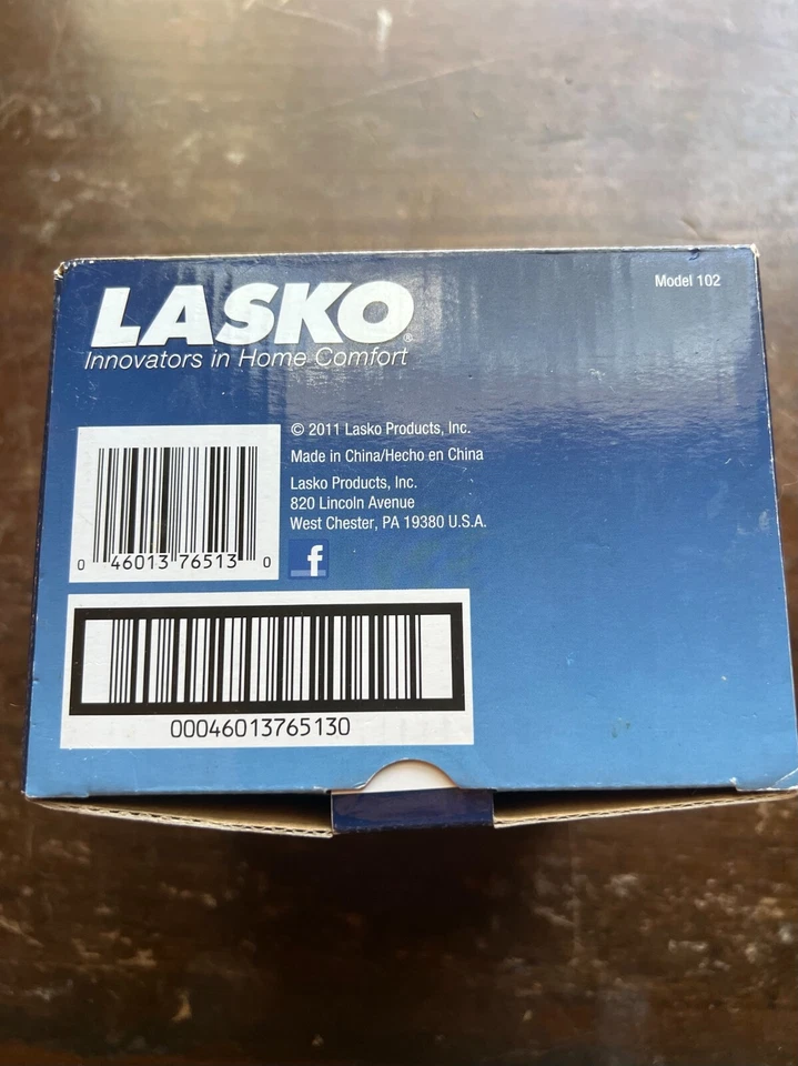 Mini calentador de espacio personal Lasko MyHeat de una sola velocidad 6 pulgadas negro, 200 W Foto 4 de 4