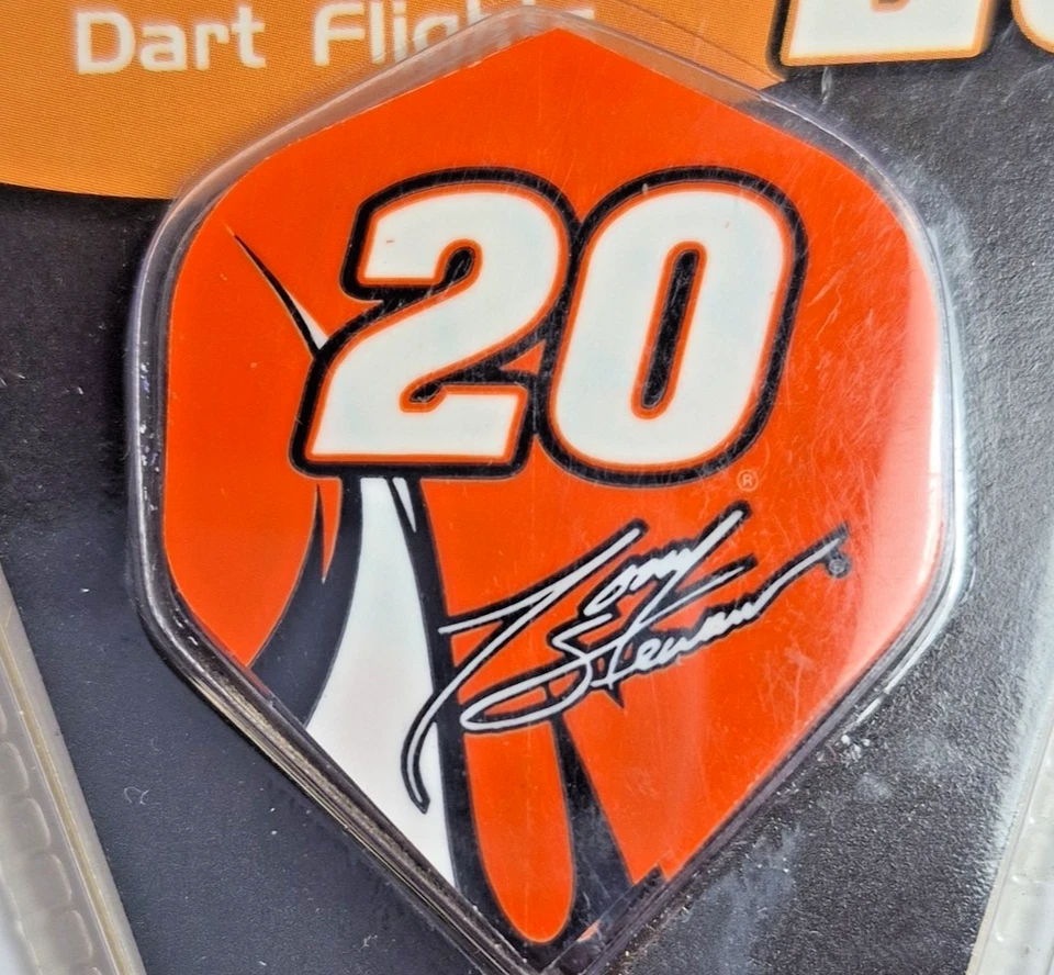 GLD Nascar Dart Flights Tony Stewart #20 Lote de 6 Seis Estándar Naranja De Colección Foto 2 de 4