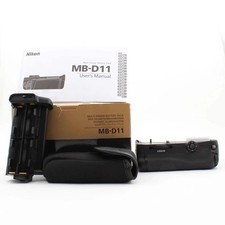  USED  Nikon MB-D11 Battery Grip Boxed