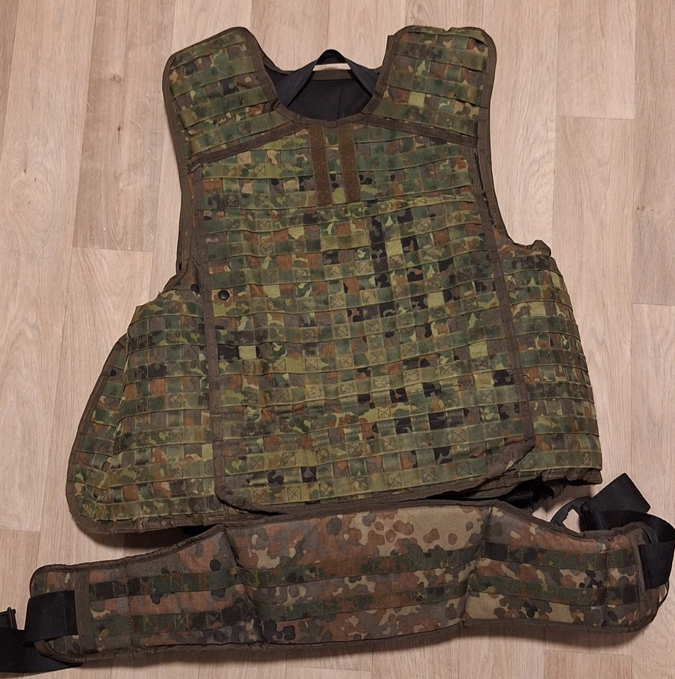 Bundeswehr Schutzweste Massiv Stichschutz Kampfmittelräumung mit Gurt - Bild 1 von 4