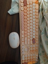 Type Writer Style Keyboard and Mouse Set thumbnail