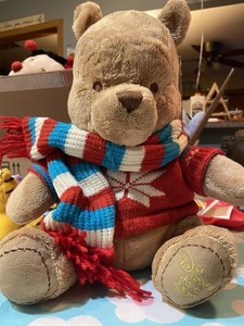 Disney Store 2008 Winnie The Pooh Winter Special Bear Look At Pics