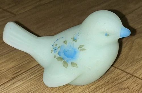 Vintage Fenton “Blue Roses On Blue Satin” Song Bird , Signed