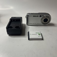 Sony Cyber-shot Digital Camera | Model DSC-P200 | 7.2MP | TESTED