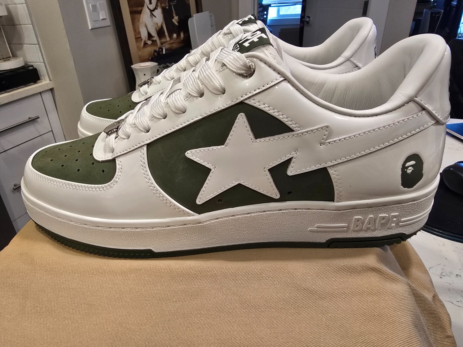 NEW A Bathing APE White & Khaki BAPE STA #6 1K80191306 SHOES SNEAKERS NEW SZ 12 thumbnail 2