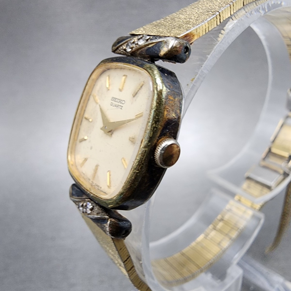 Seiko Watch Women 19mm Cream Dial Gold Tone Rectangle 1400-8050