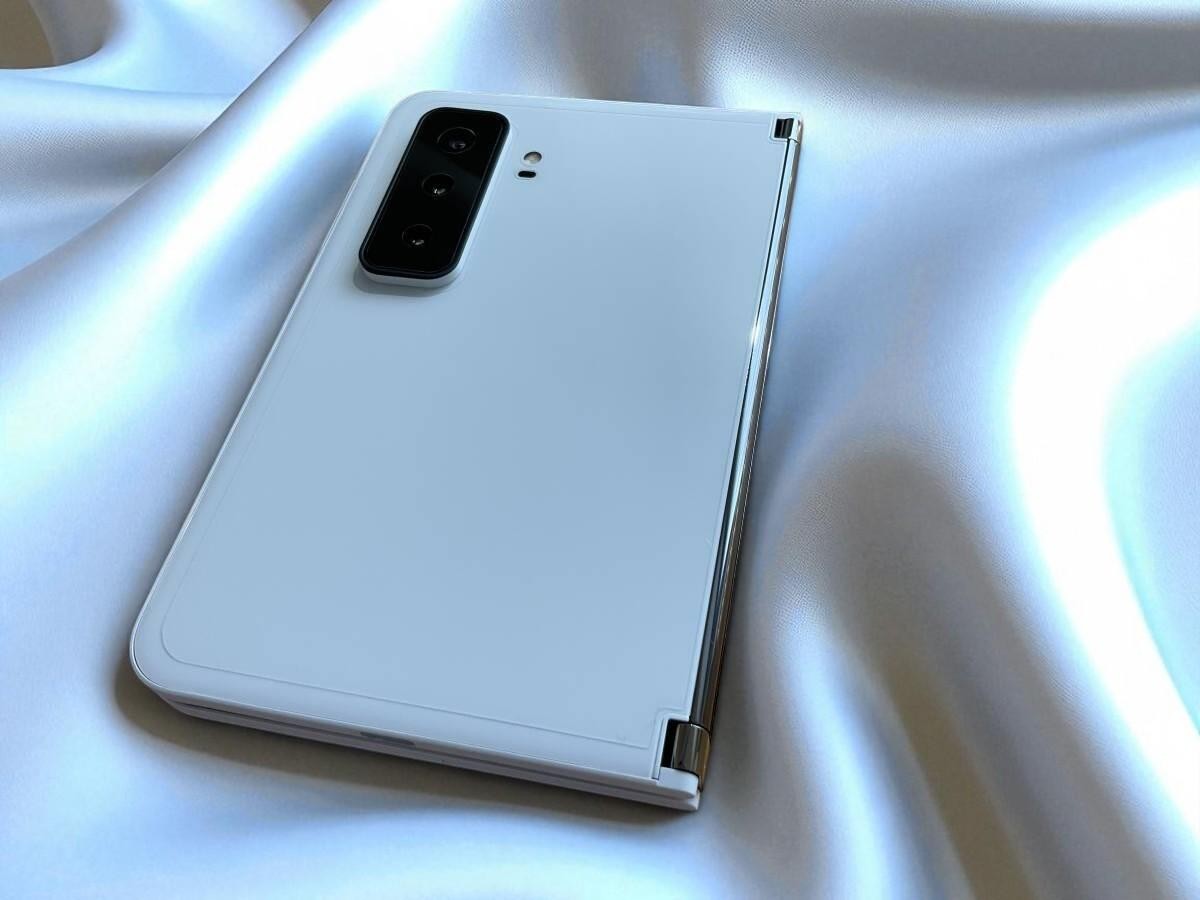 N Mint] Microsoft Surface Duo 2 Glacier Unlocked 8GB 128GB SIM