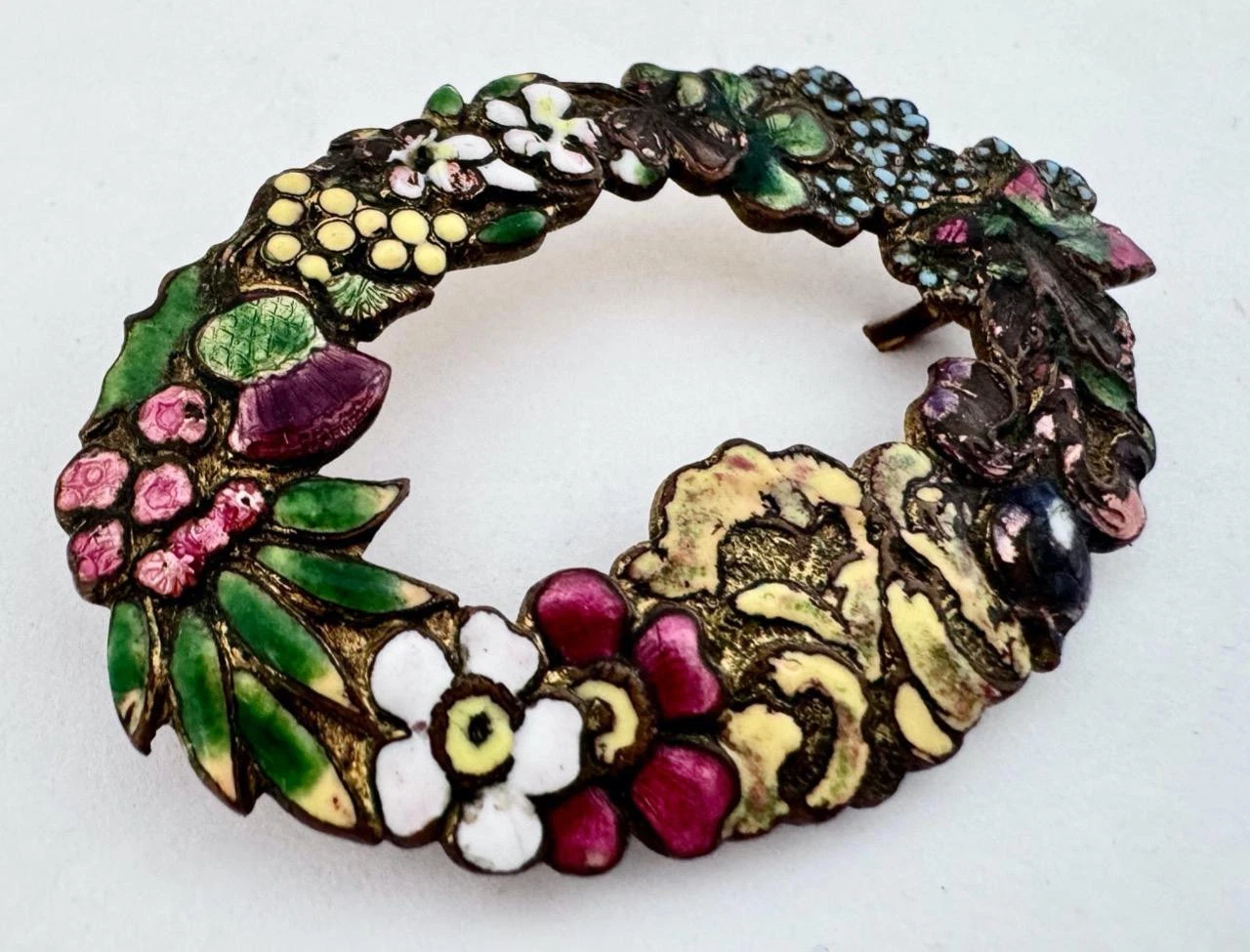 Vintage Enameled Metal Flowers Of The Allies Pin Newark NJ USA