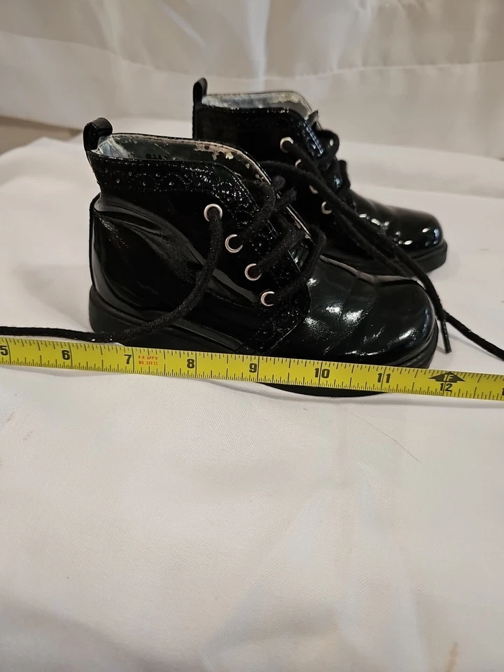 Botín Stride Rite negro talla 8,5 M Foto 3 de 4