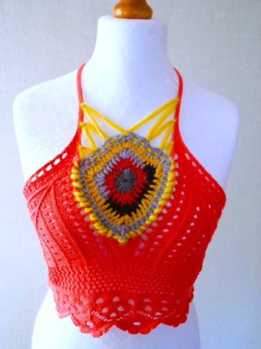 BNWT. Rust Fine knit halter crop  sun top with crochet front & lace up back M/12 - Picture 1 of 10
