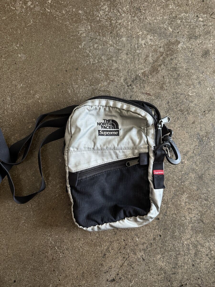 Supreme x The North Face SS18 Shoulder Bag Metallic Silver Supreme x The North Face SS18 Shoulder Bag Metallic Silver