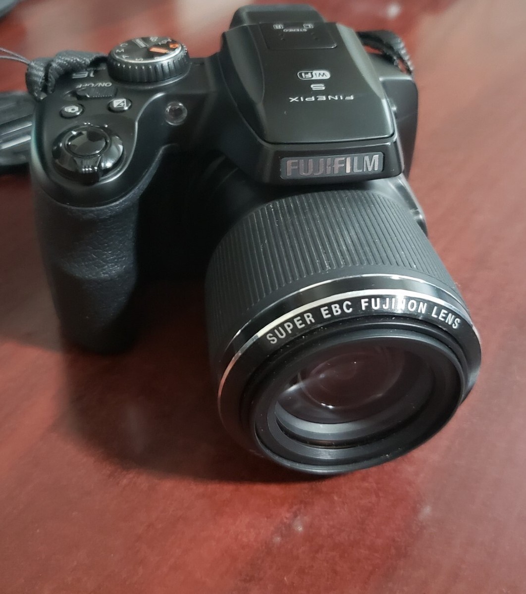 Fujifilm FinePix S8400W 16.2 MP 44x Zoom HD Wifi Digital 16GB | eBay