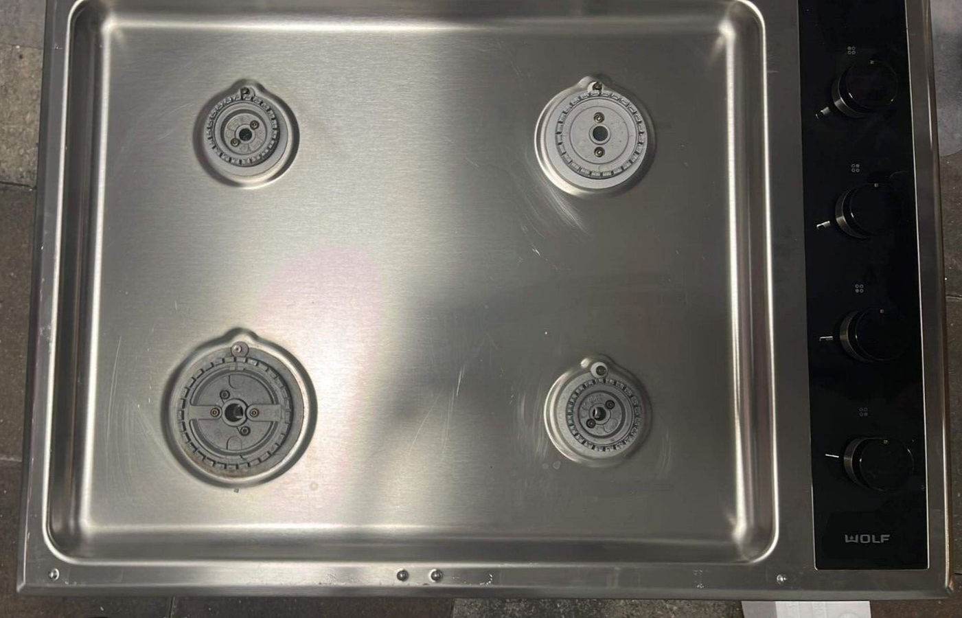 Wolf 30" Transitional Gas Cooktop With 4 DualStacked Sealed Burners