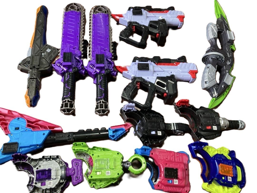 Kamen Rider Geats DX Magnum Shooter 40X, Ninja, Zombie, Beat