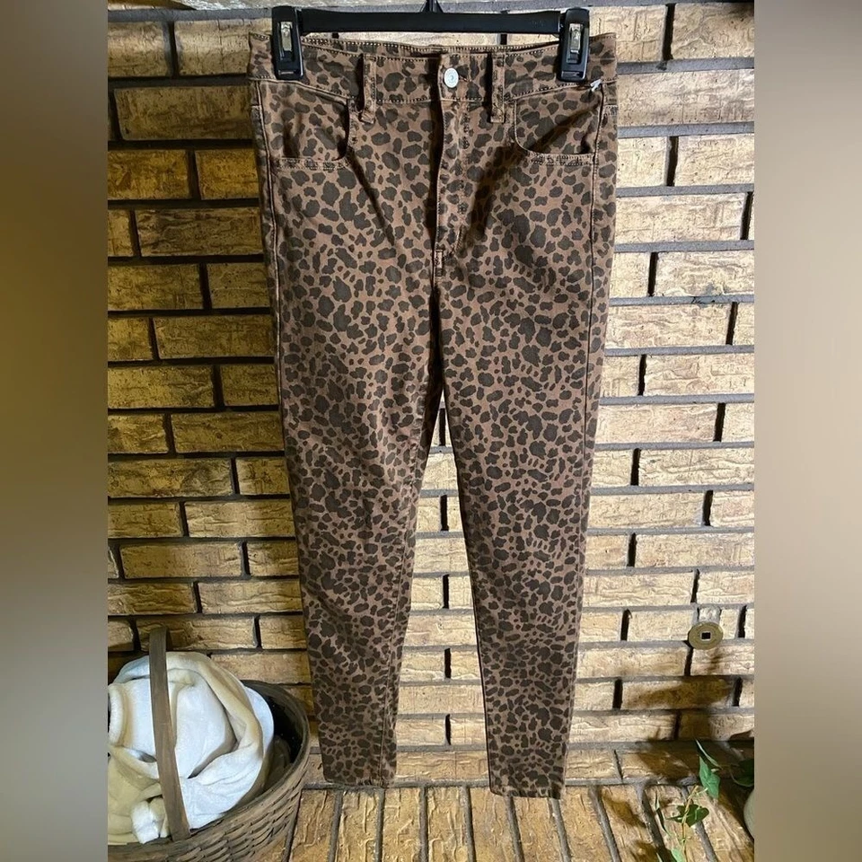 American eagle cheetah jeans