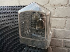 Ancien Abreuvoir  Mangeoire  oiseaux en verre moulé maison maisonnette à poser