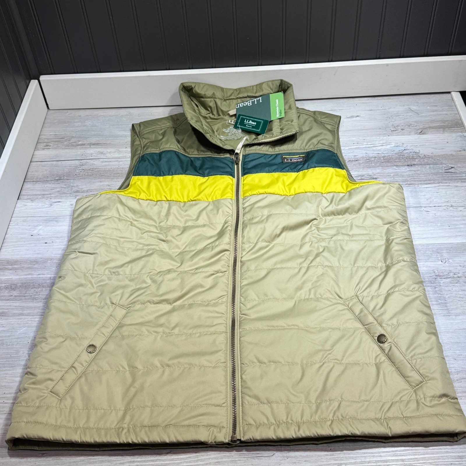 LL Bean Mountain Classic Puffer Vest Mens XLT Colorblock Quilted Hiking NWT