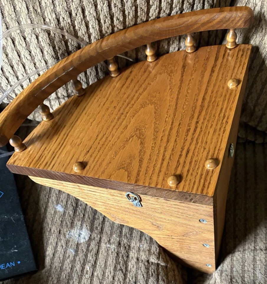 Juego de 2 estantes esquineros de roble hechos a mano Foto 4 de 4