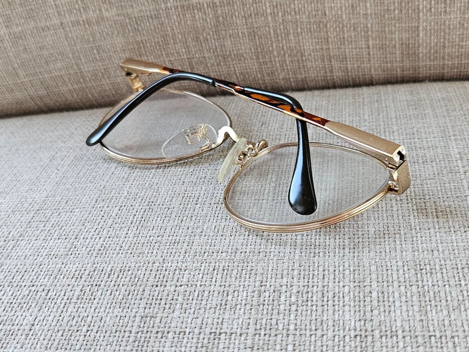 Marco de gafas Luxottica para damas GOLDELETROPLATED DESERT BROWN Gafas Italia Foto 4 de 4